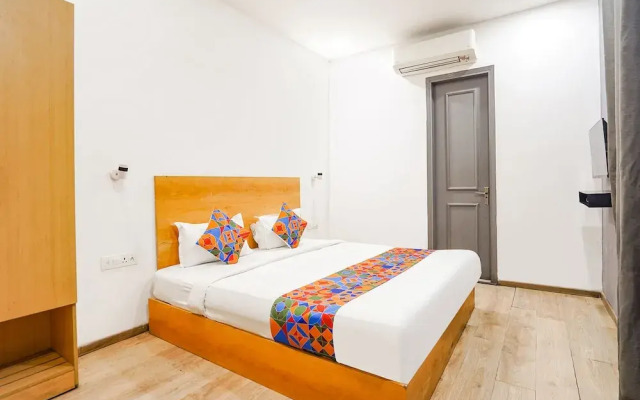 Fabhotel The Luxe Inn