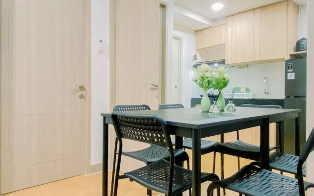 Modern And Serene Look 2Br Tokyo Riverside Pik 2 Apartment