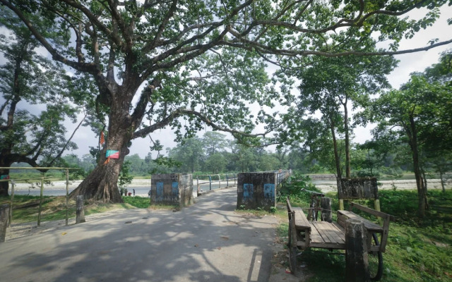 Resort Trimurti