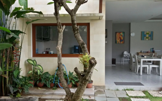 Sunshoot Villa Sandat