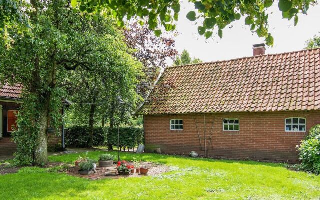 Quaint Farmhouse in Enschede With Terrace