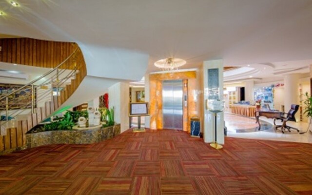 Safir Isfahan Hotel