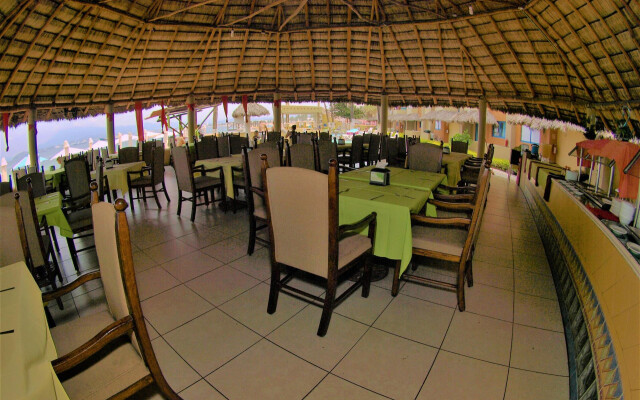 Hotel Marina Puerto Dorado