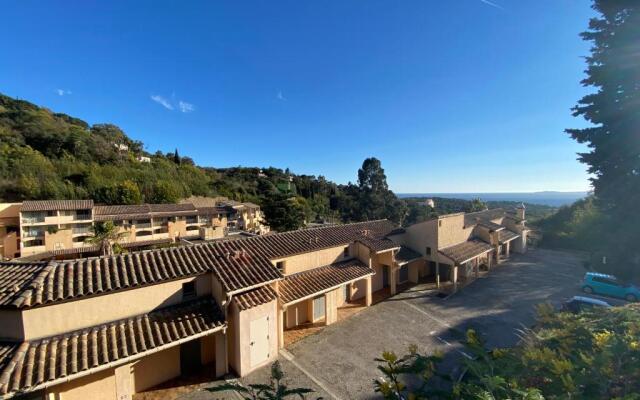 Golfe St Tropez Magique T2 duplex vue mer piscine, garage