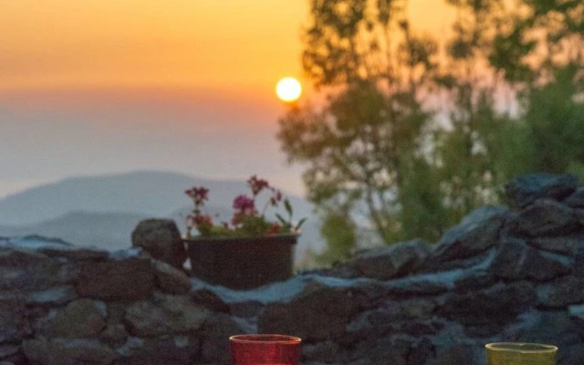 The Old Pomegranate House - Sea View - AC - Wifi - SAT TV