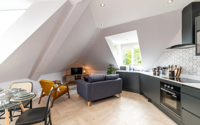 Chelmsford Loft 6 Penthouse