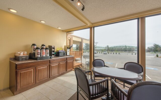 Rodeway Inn & Suites Portland - Jantzen Beach