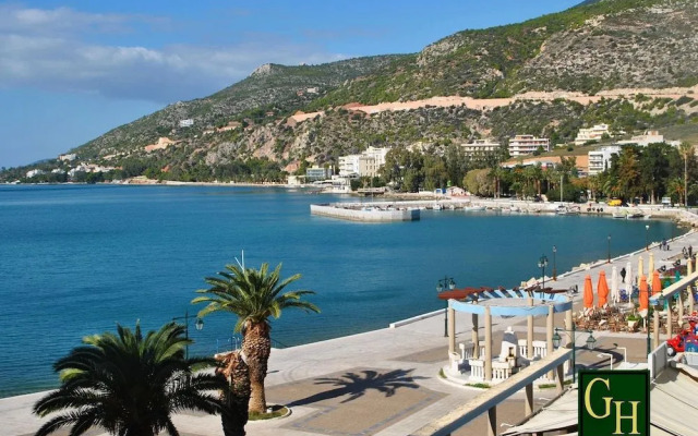 Grand Hotel Loutraki
