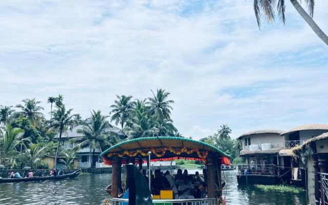 Sreevalsam Inn