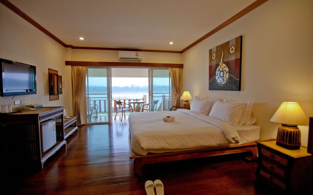 Chiangkhan River Mountain Resort