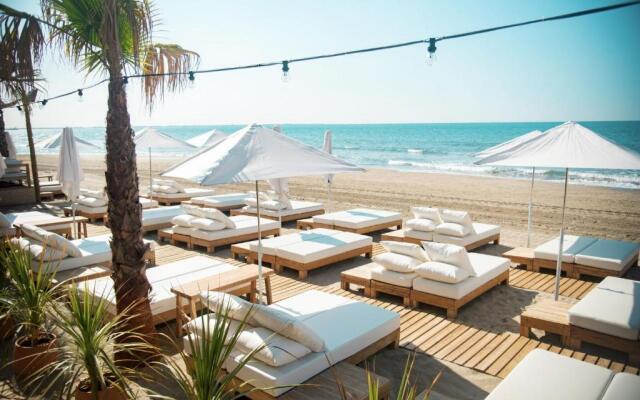 Home Chic Home Les Suites de La Comédie