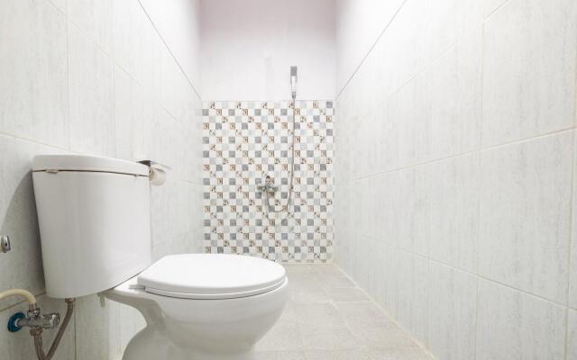 OYO 2669 Crown Residence