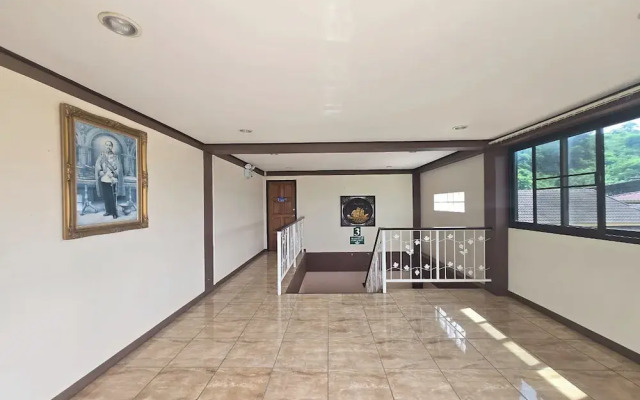 Phaiboon Hotel & Resort