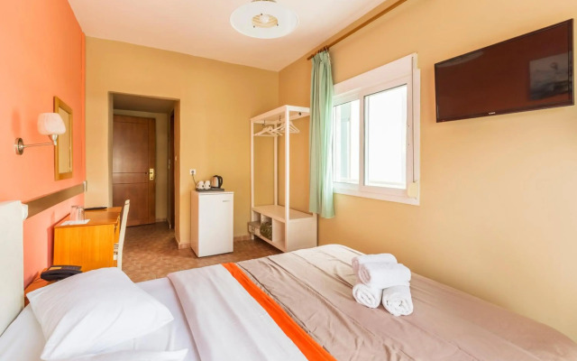 Hotel Almira