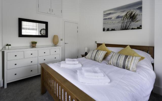 Ocean Lookout - Luxury Woolacombe Beach Apartment with Sea Views