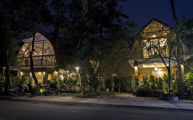 ZEN Rooms Jukut Paku Village