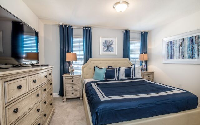 5 Bedroom, 4 Bathroom Villa