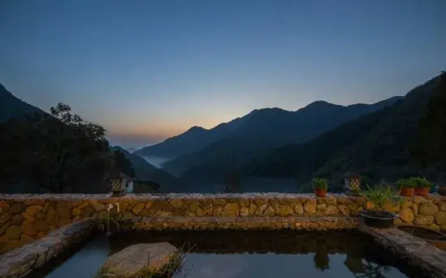 Yunhai YUNHAI · Canyon Landscape Homestay Village