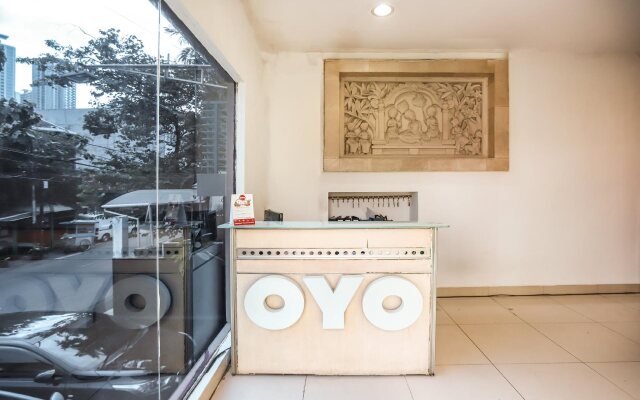 OYO 132 Anggrek Murni Residence