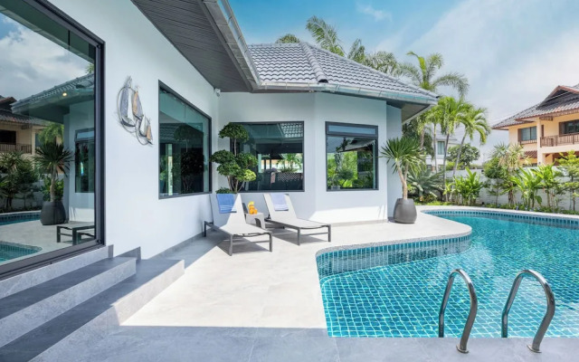 Villa Waree minutes to City and Beach