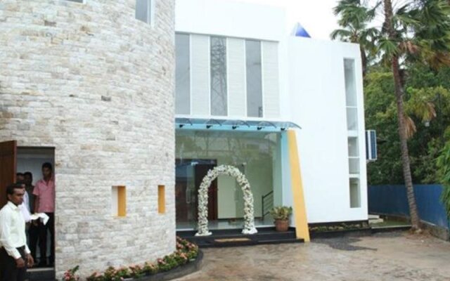 Sanoreech Hotel