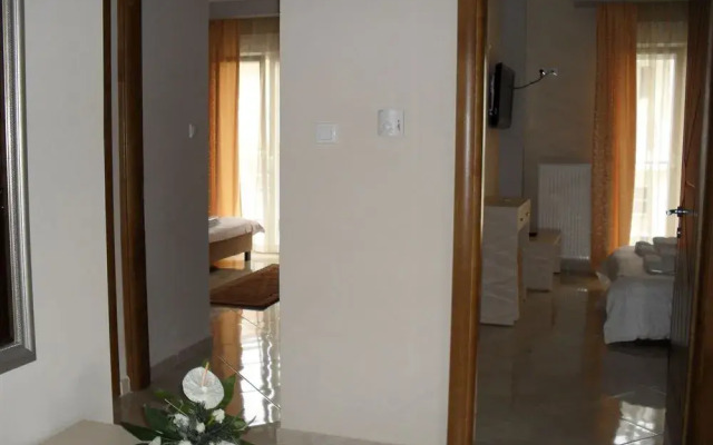 Kyknos De Luxe Suites