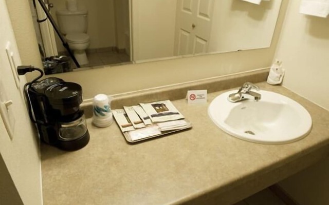 Cody Legacy Inn & Suites