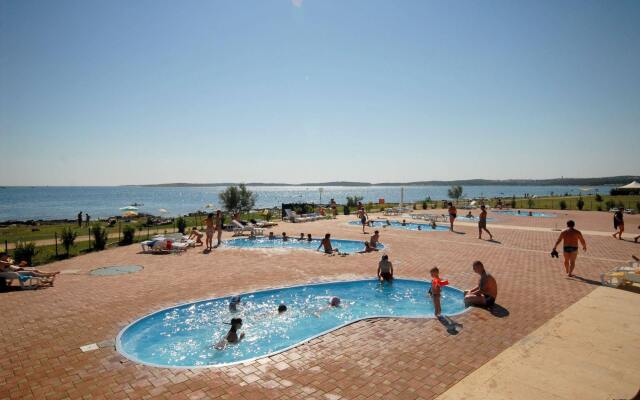 Apartments Kazela