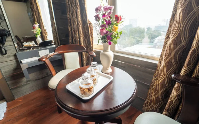 Hotel Alba Premier Vadodara