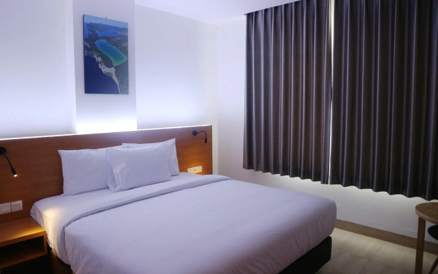 Grand   Thamrin  Hotel