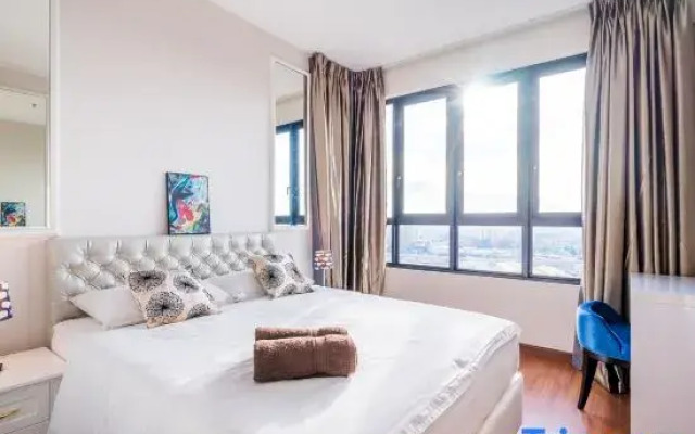 HostaHome Suites at I-City, Central Mall