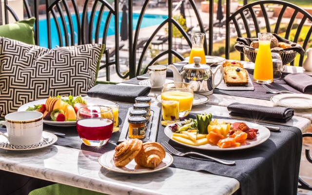 Le Casablanca Hotel