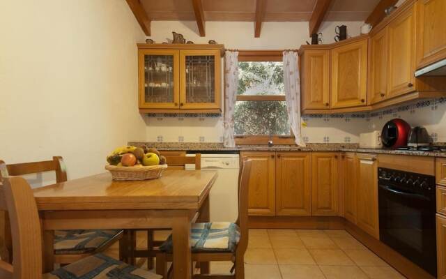 Villa - 3 Bedrooms with Pool and WiFi - 103177