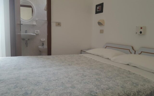 Hotel Pensione Elena