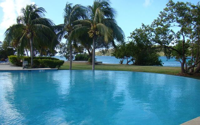 Sea Breeze Hotel