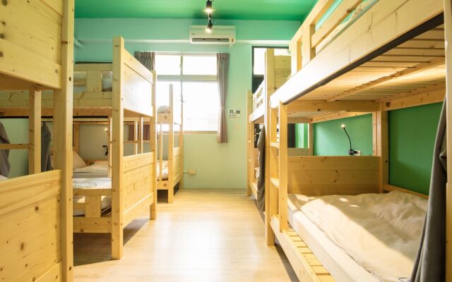 On My Way Hualien Hostel