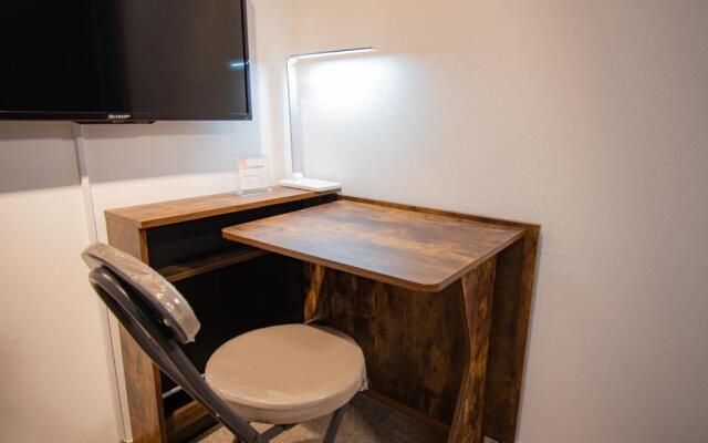 Lake Side Inn Beehive