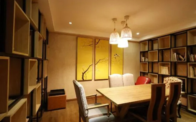 Hangzhou Flower Like View Homestay