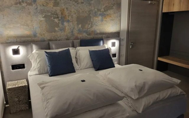 Attilio High Living Suites - Adults Only