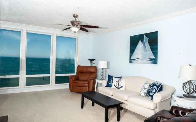 Whale Crossing 2 Bedroom Condo