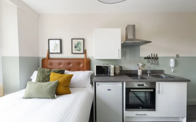 Your Apartment Clifton House