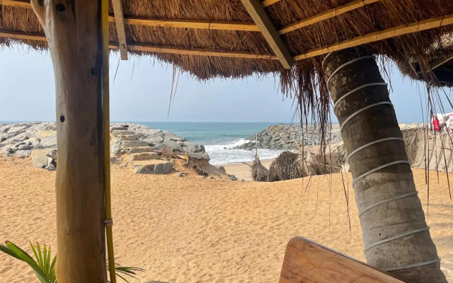 Oasis Beach Resort