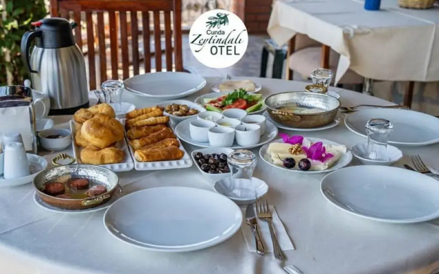Cunda Zeytindal? Otel