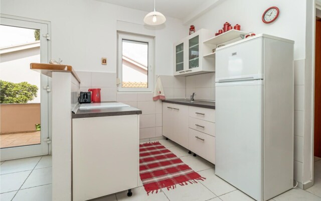 Stunning Apartment in Dramalj With Wifi and 2 Bedrooms