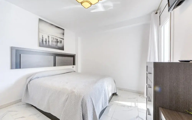 Apartment With Barbecque