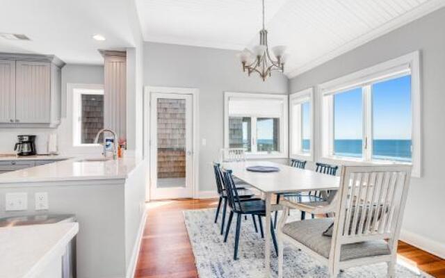 4462 Windswept Villa
