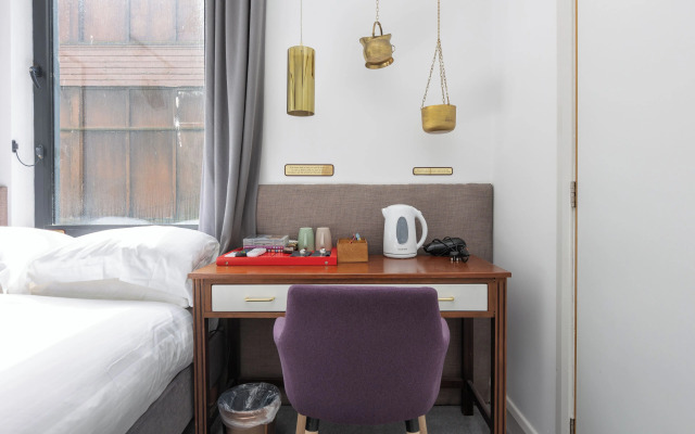 The Village Hotel - BB