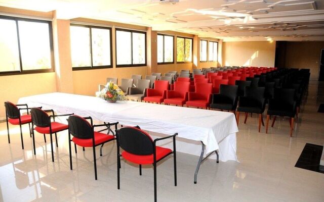 hotel al madina
