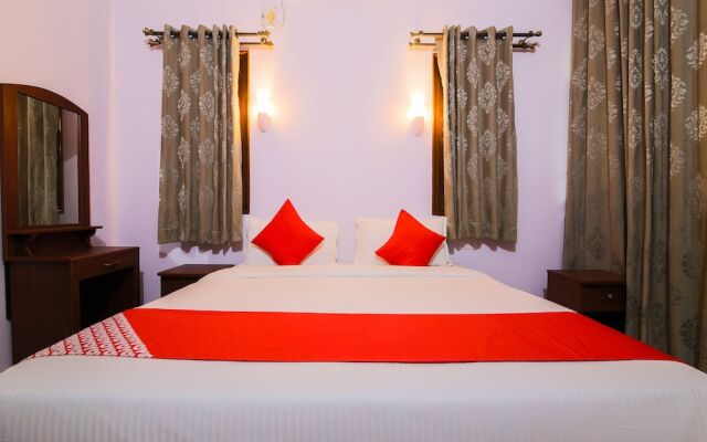OYO 4247 Pande Residency