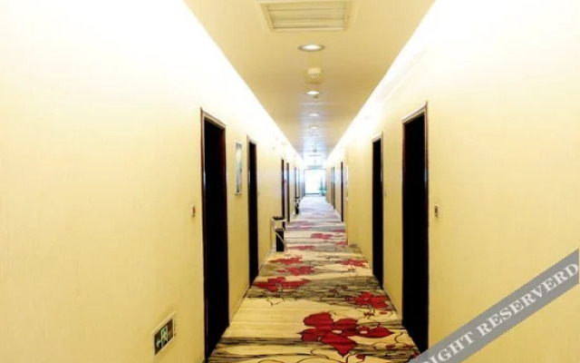 Shizuishan Ransheng Business Hotel (Guangming Middle School)